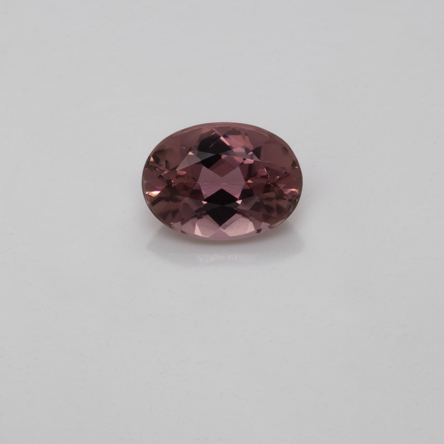 Tourmaline - pink, oval, 7x5 mm, 0.65-0.78 cts, No. TR12003