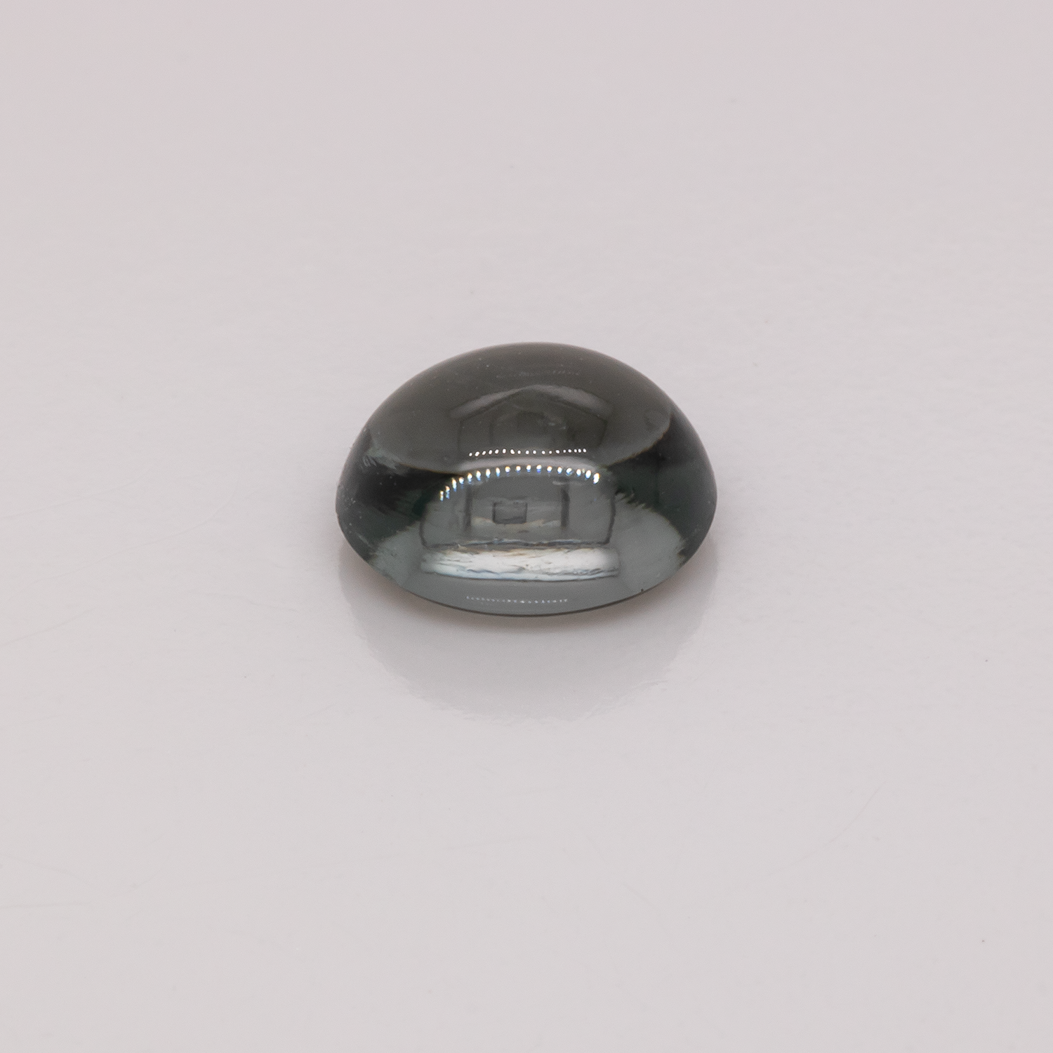 Turmalin - grau, oval, 6,3x4,8 mm, 0,88 cts, Nr. TR99100