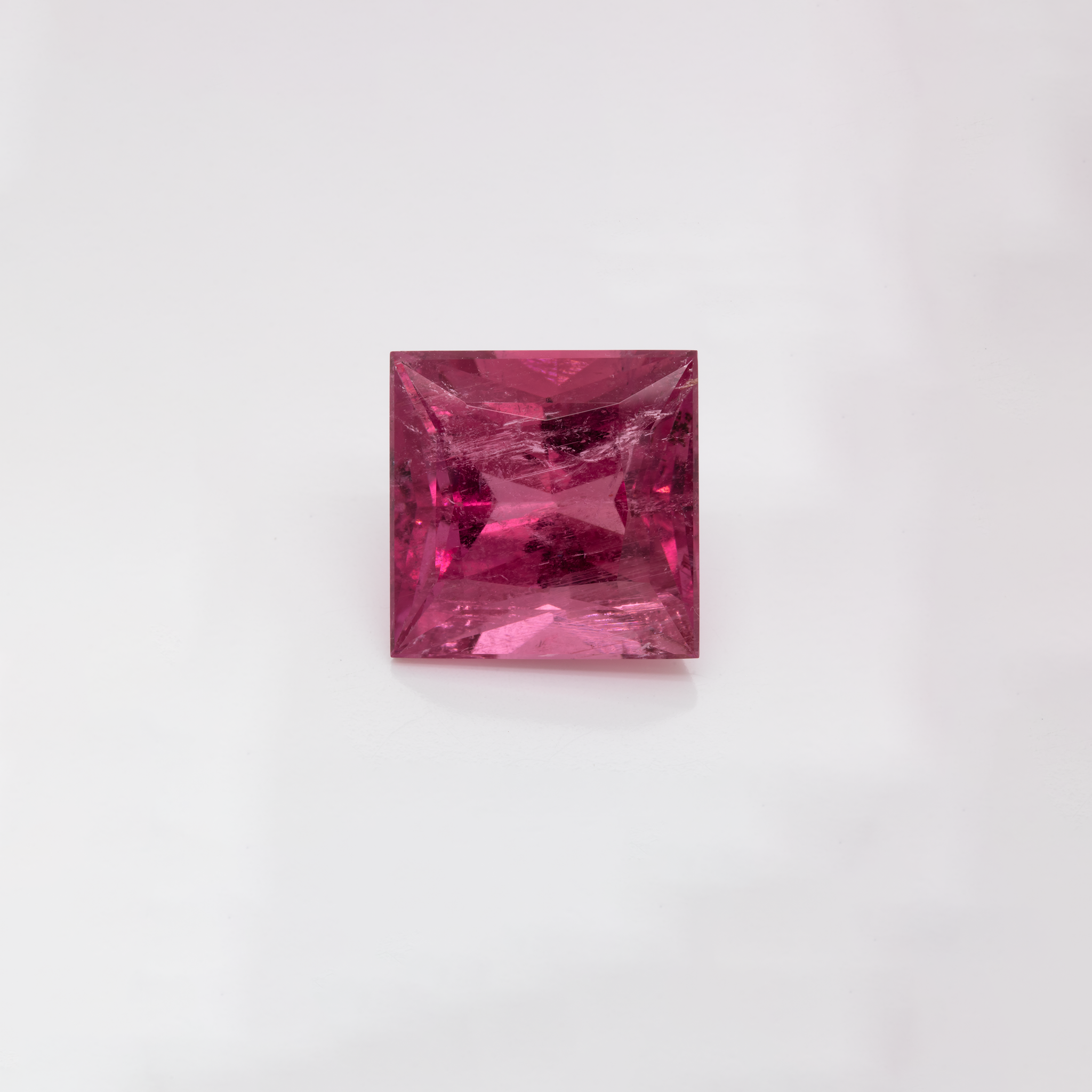 Tourmaline - pink/red, square, 14x14 mm, 13.89 cts, No. TR991016