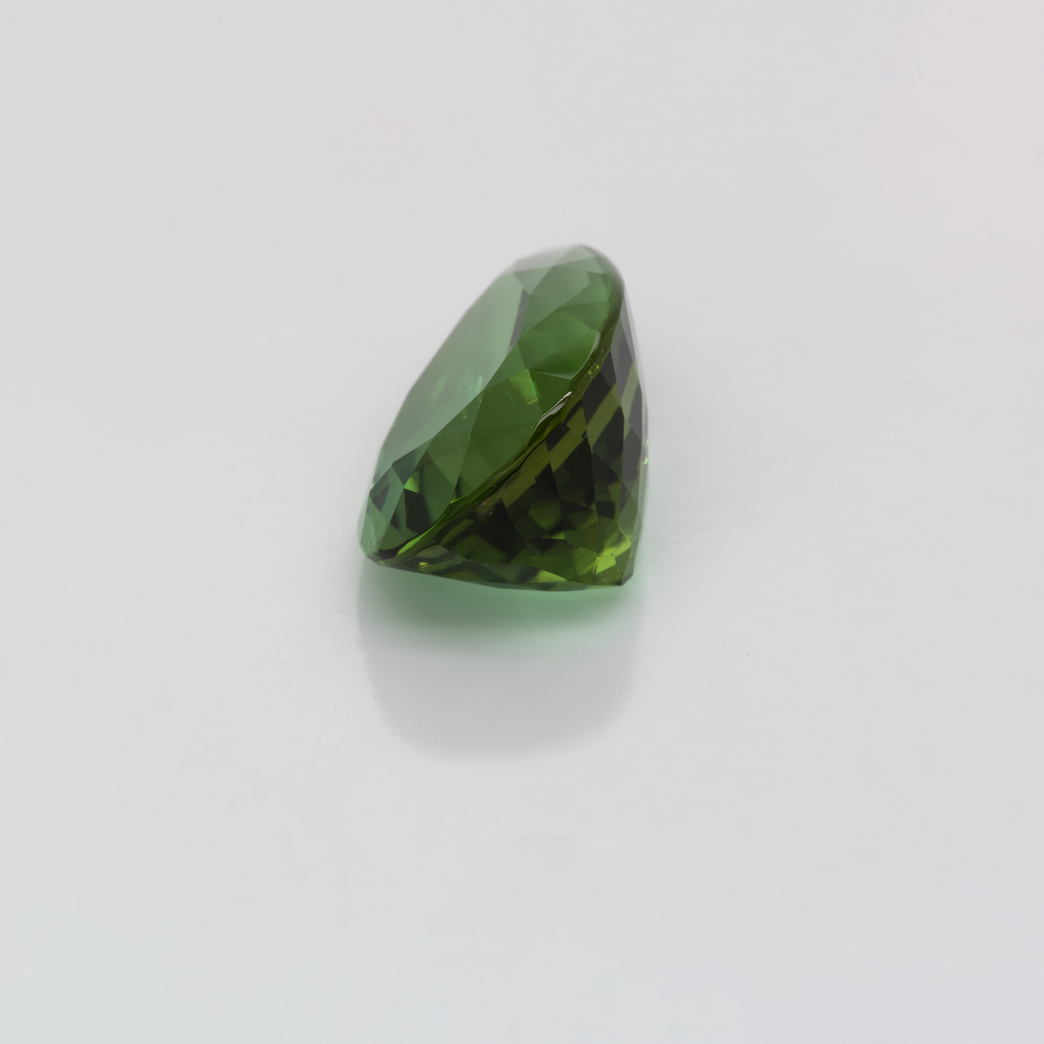 Tourmaline - green, pearhape, 14x10 mm, 5.98 cts, No. TR991019