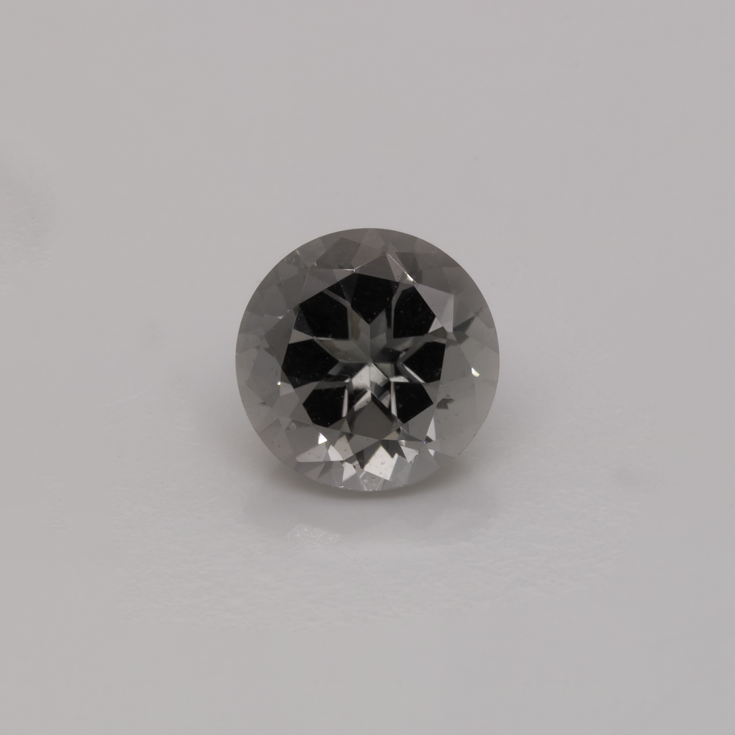 Tourmaline - light grey, round, 7x7 mm, 1.30 cts, No. TR991040