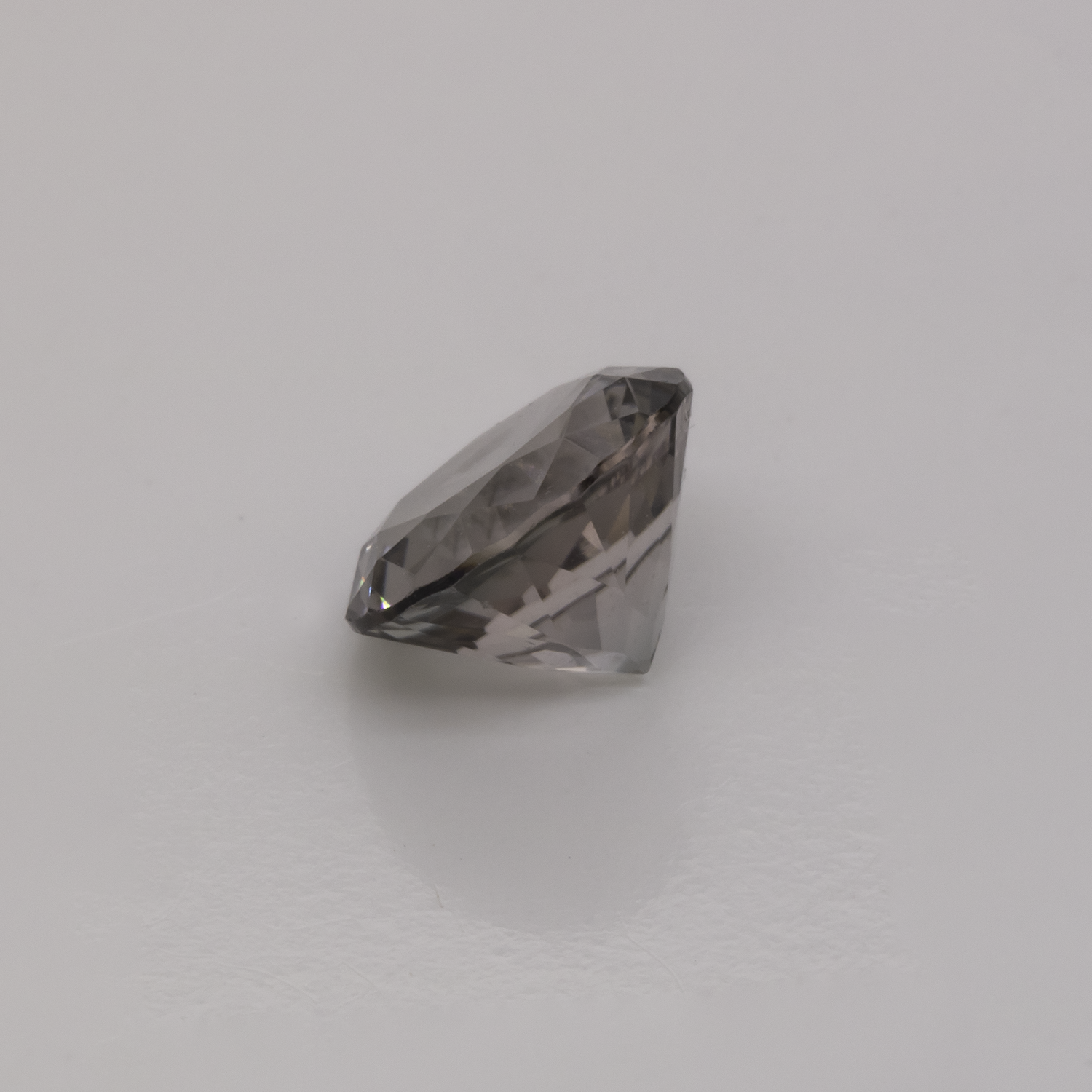 Tourmaline - light grey, round, 7x7 mm, 1.30 cts, No. TR991040