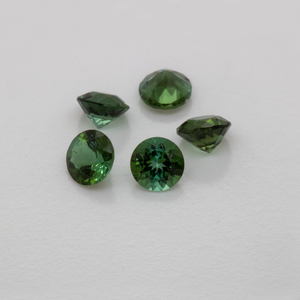 Turmalin - grün, rund, 3x3 mm, 0.10 - 0.12 cts, Nr. TR991046