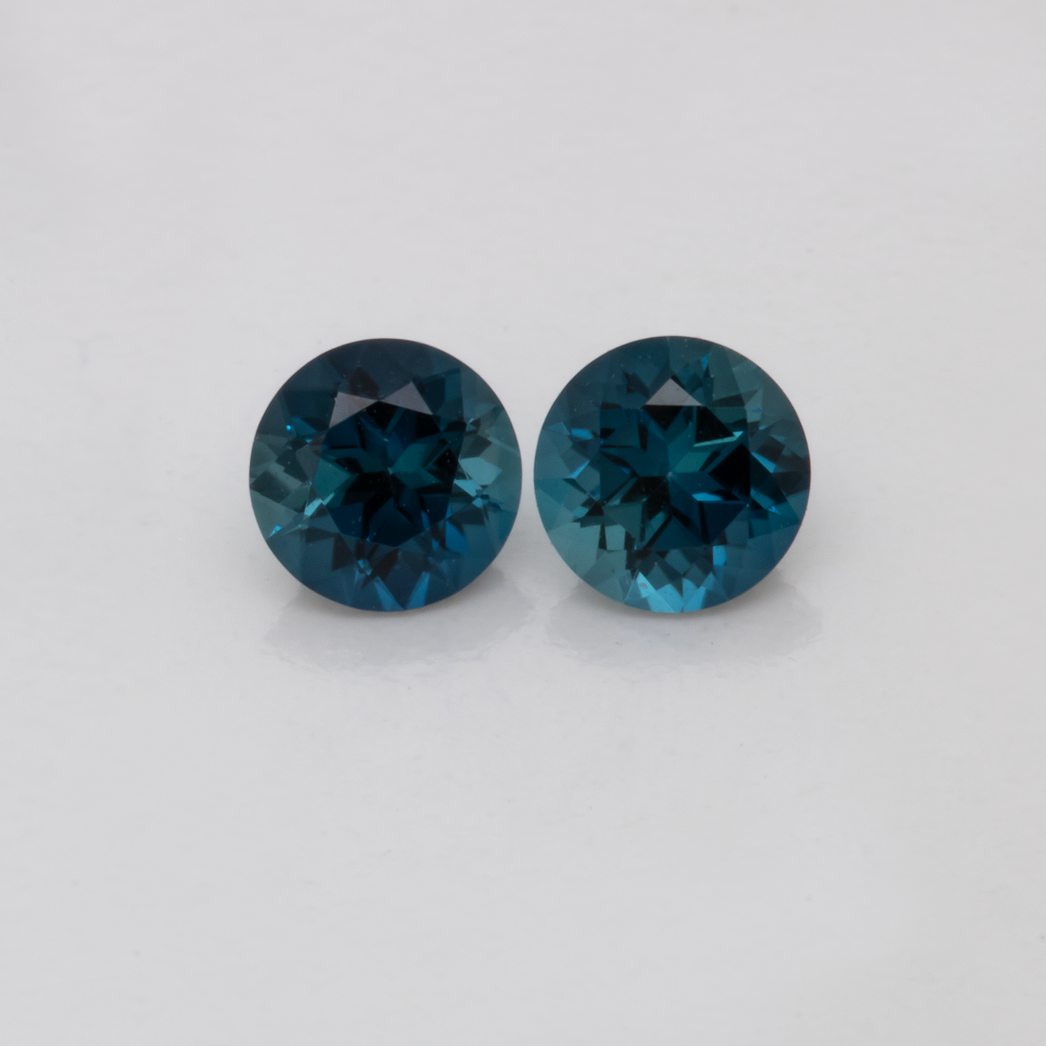 Turmalin Paar - blau, rund, 3.5x3.5 mm, 0.32 cts, Nr. TR99379