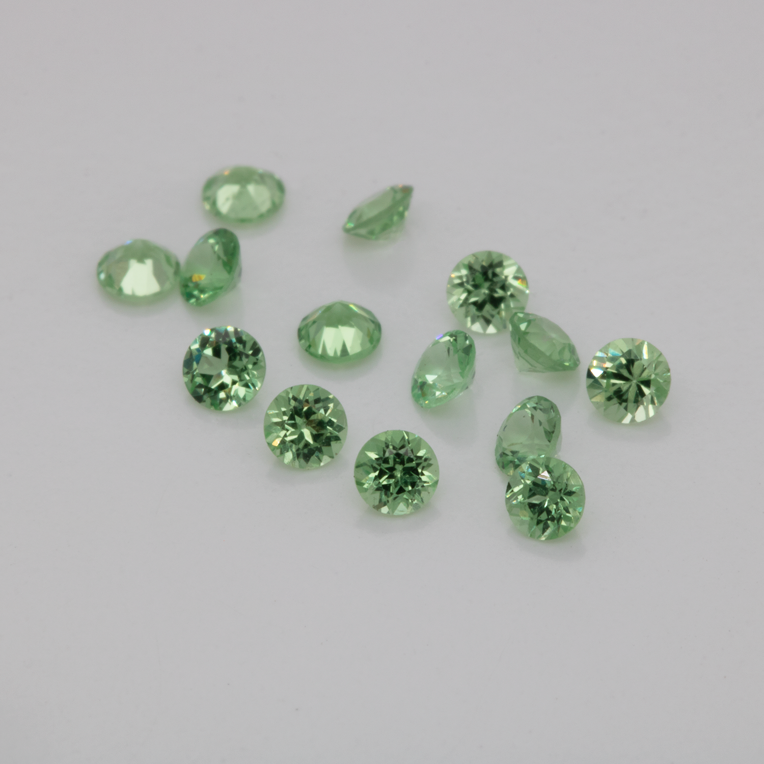 Tsavorite - green, round, 1.8x1.8 mm, 0.023-0.034 cts, No. TS27001