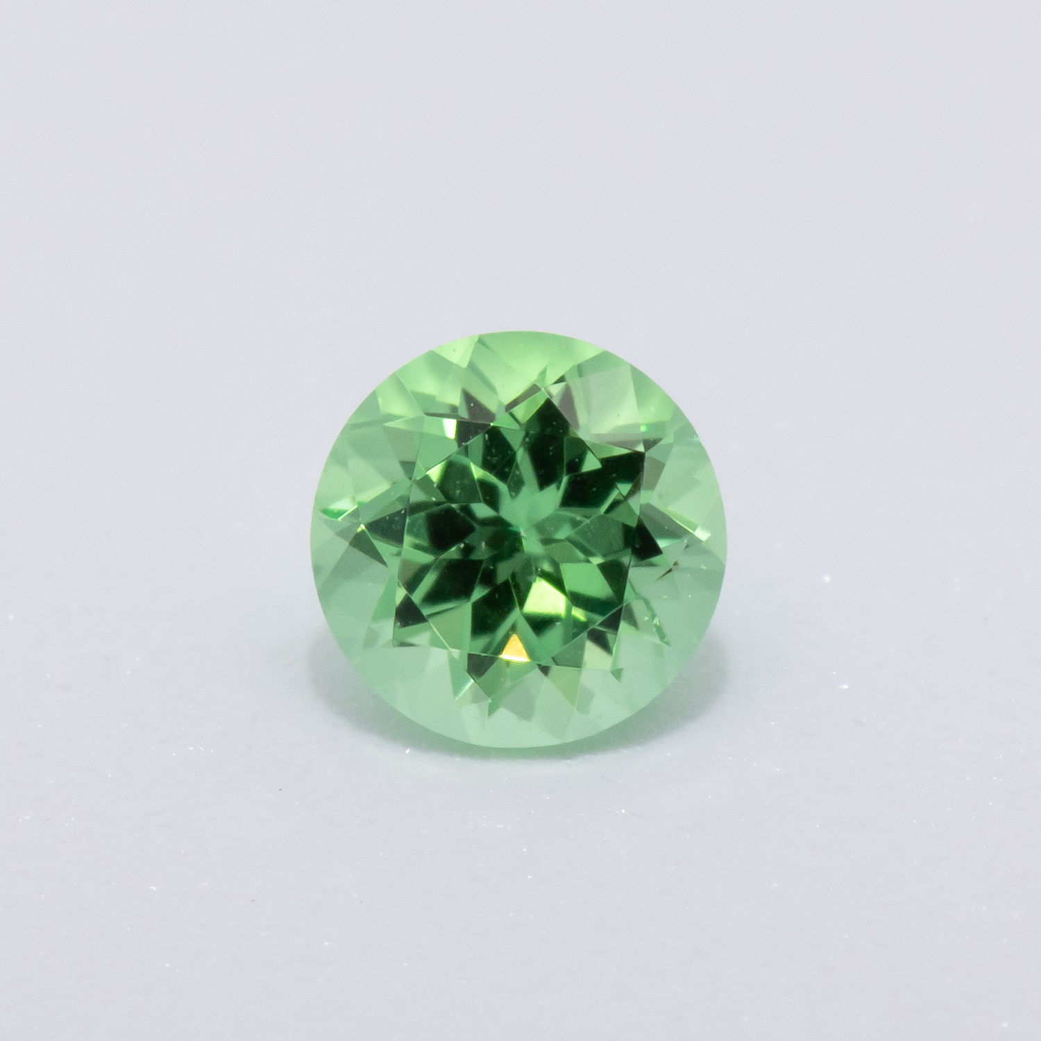 Tsavorit - grün, rund, 3x3 mm, 0.11 - 0.13 cts, Nr. TS91016