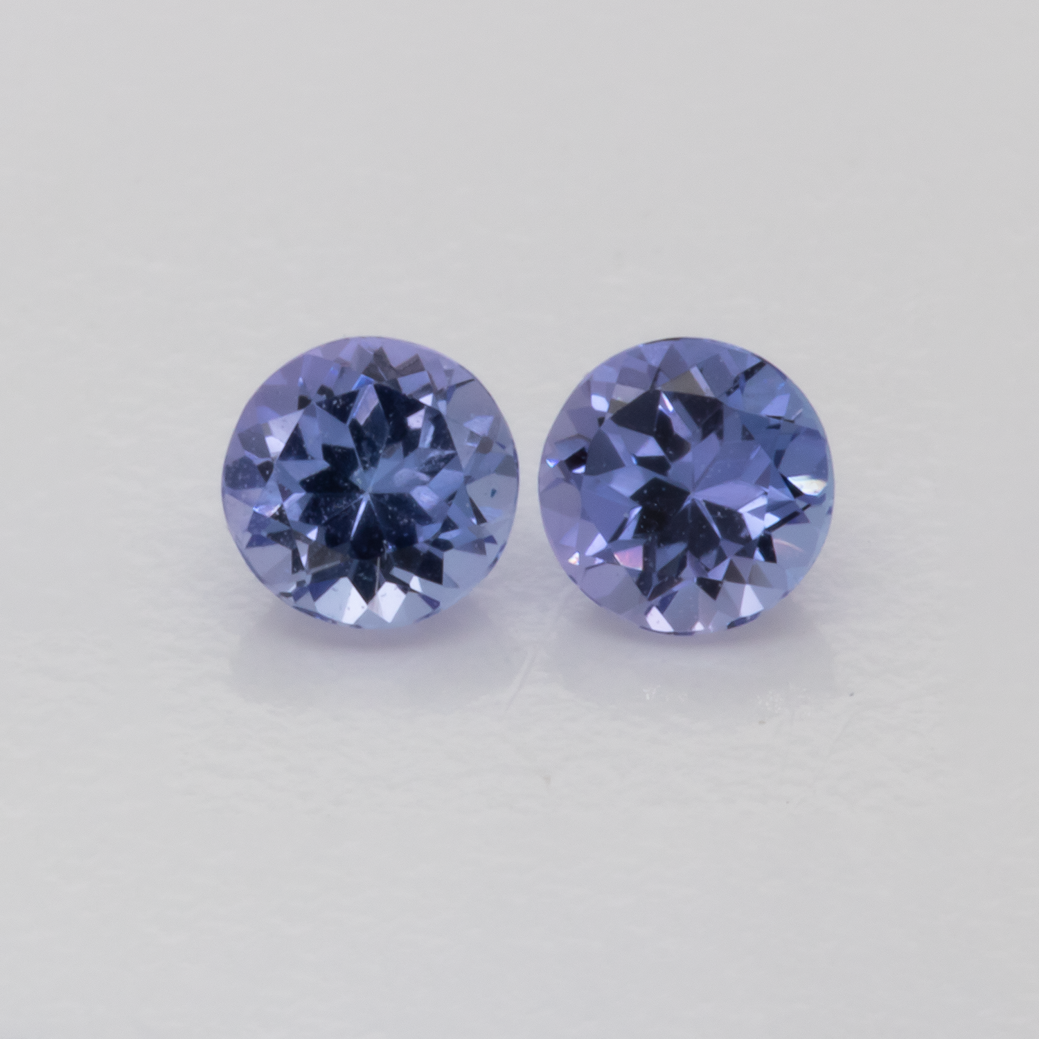 Tanzanite Pair - A, round, 3x3 mm, 0.26 cts, No. TZ99016