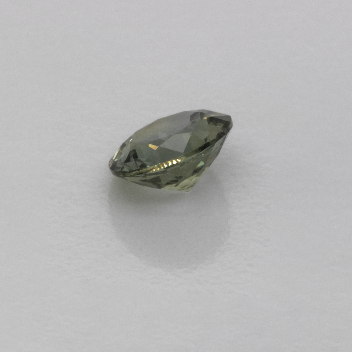 Sapphire - green, round, 4.1x4.1 mm, 0.29 cts, No. XSR11226