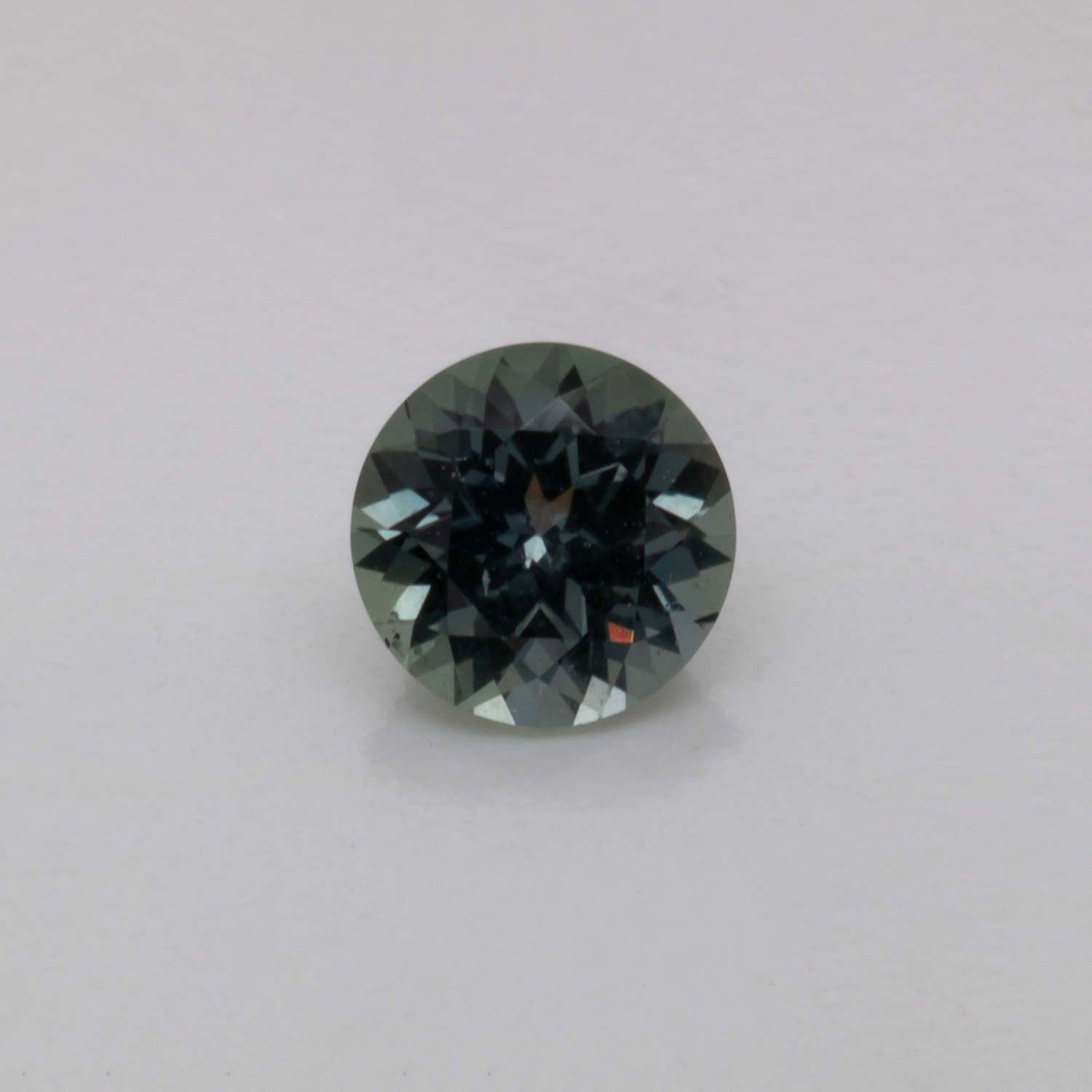 Sapphire - blue/grey, round, 4.8x4.8 mm, 0.50 cts, No. XSR11185