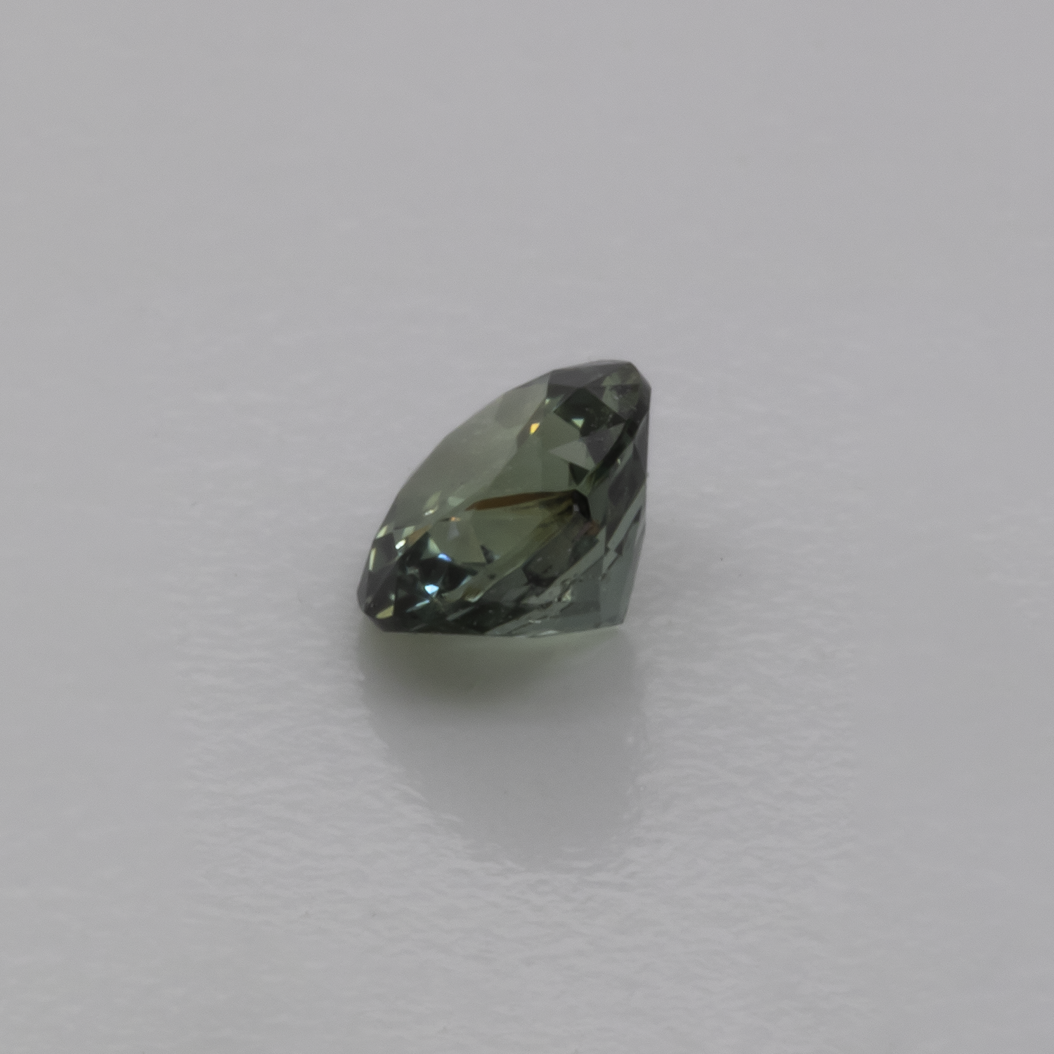 Saphir - blau/grün, rund, 4,1x4,1 mm, 0,33 cts, Nr. XSR11209