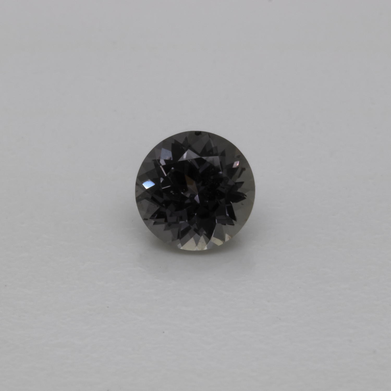 Saphir - braun, rund, 4x4 mm, 0,34 cts, Nr. XSR11220