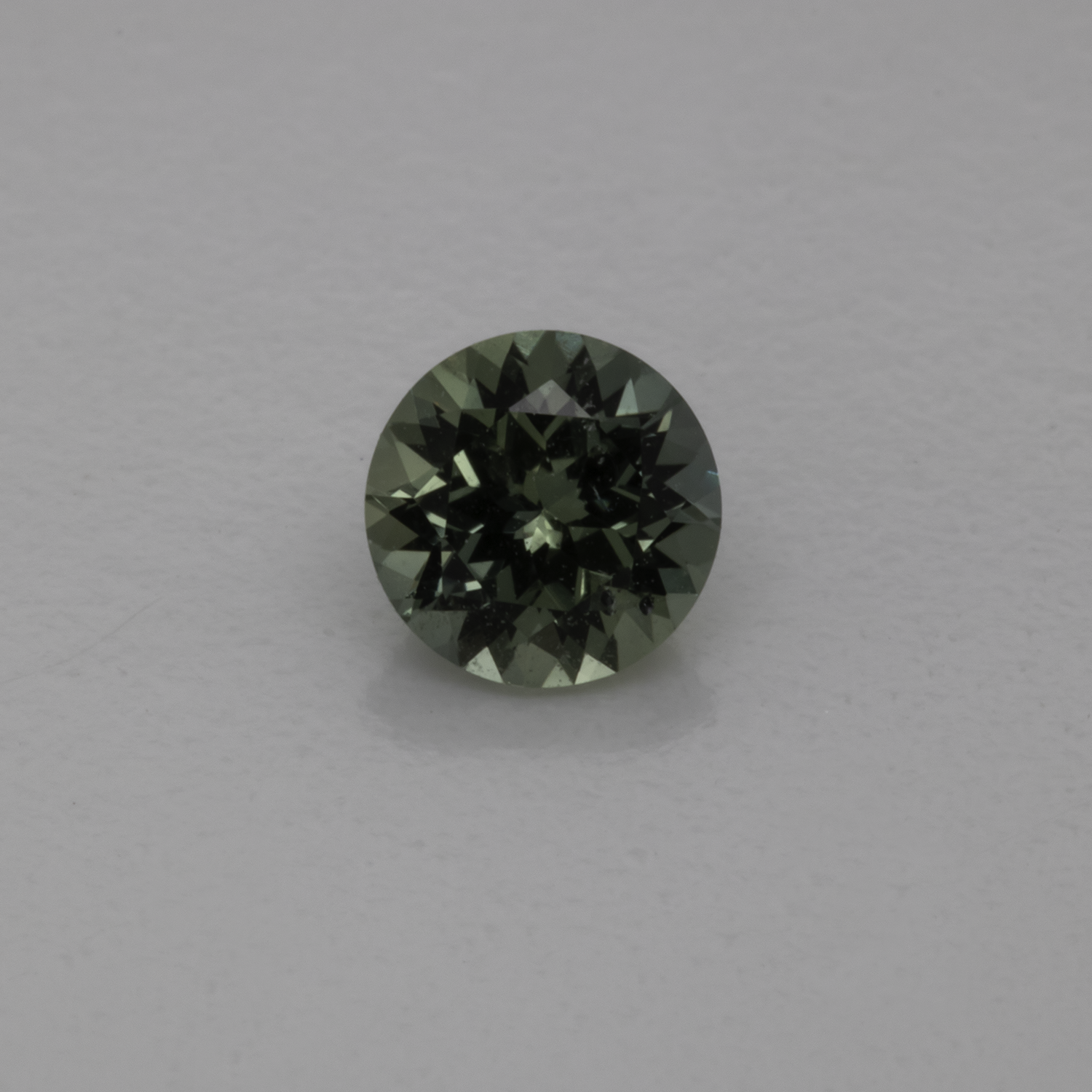 Sapphire - green, round, 4.1x4.1 mm, 0.32 cts, No. XSR11227