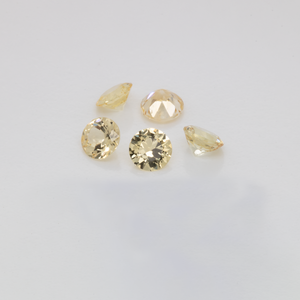 Saphir - gelb, rund, 3x3 mm, 0.11-0.15 cts, Nr. XSR11230