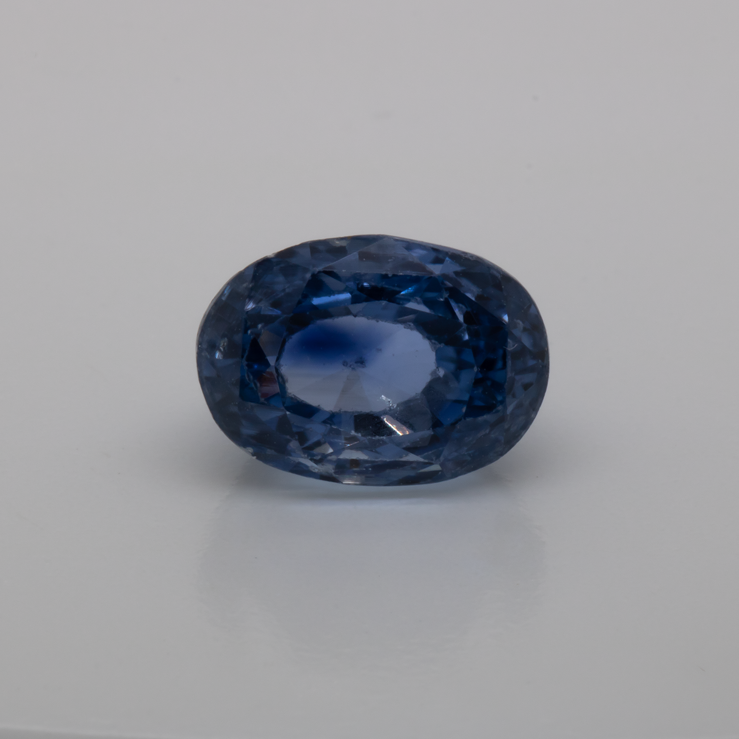 Sapphire - blue, cushion, 11x9 mm, 4.49 cts, No. XSR11246