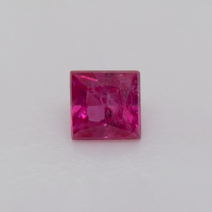 Sapphire - pink, square, 2.3x2.3 mm, 0.08 - 0.10 cts, No. XSR11248