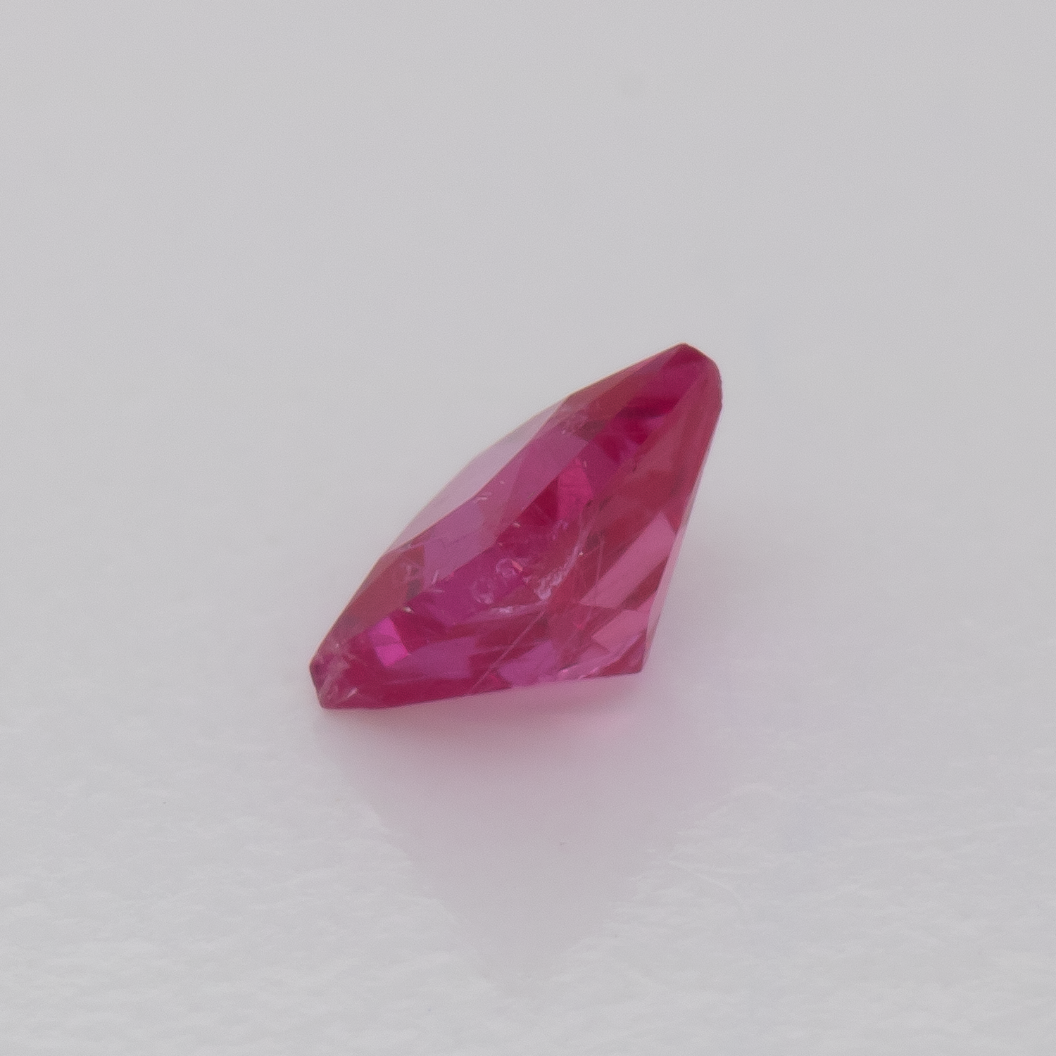 Sapphire - pink, square, 2.3x2.3 mm, 0.08 - 0.10 cts, No. XSR11248