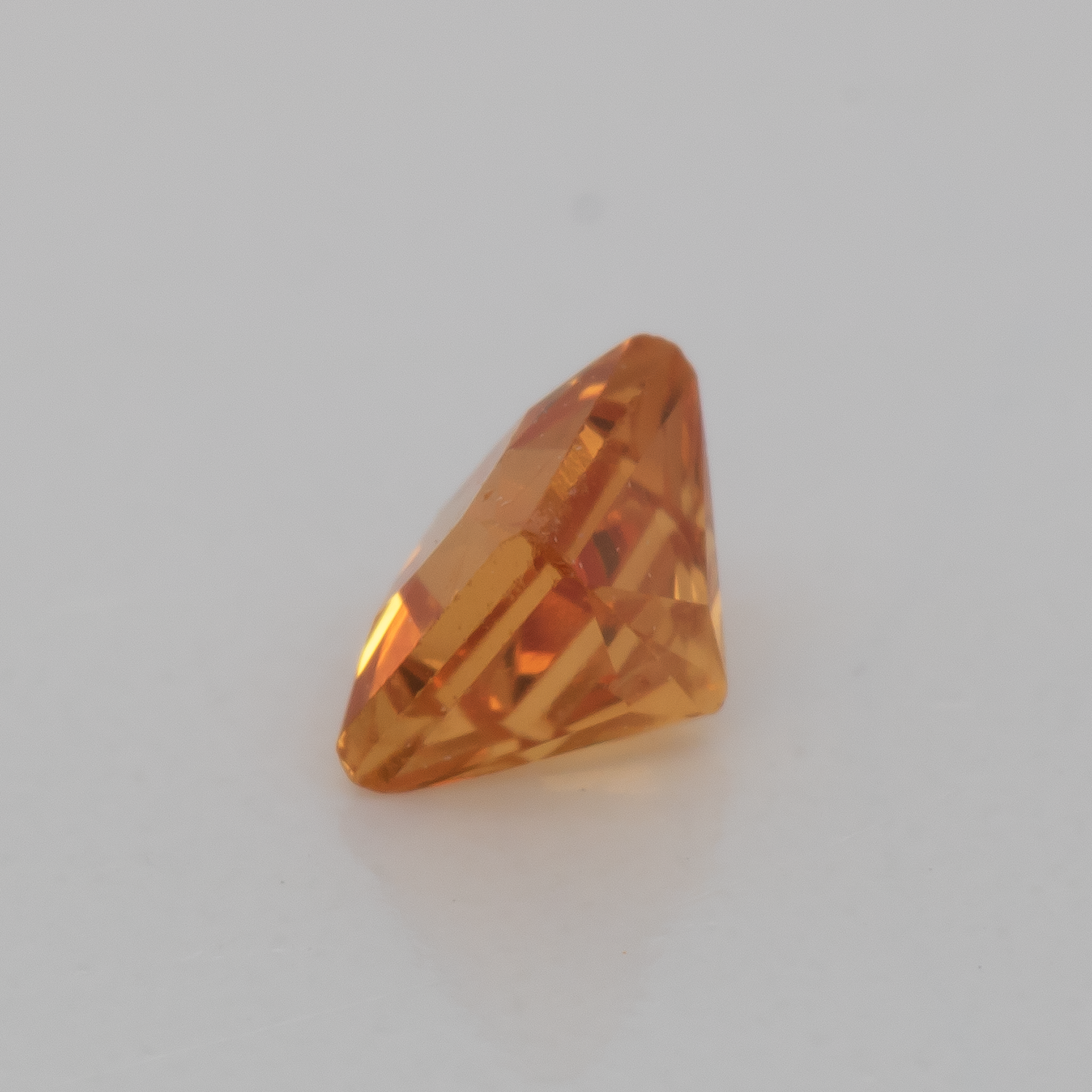 Sapphire - orange, square, 2.3x2.3 mm, 0.10 cts, No. XSR11250